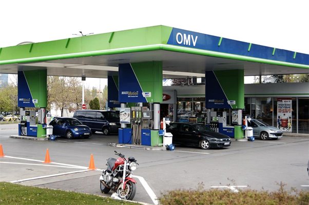 Масирани проверки в BILLA и OMV, включително и в Бургас