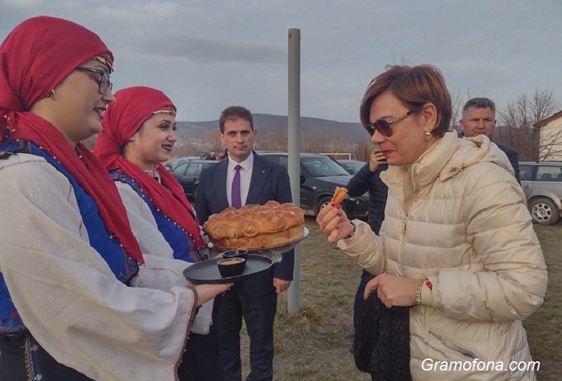 Посланикът на Турция пристигна в Поляново за курбан и молитва