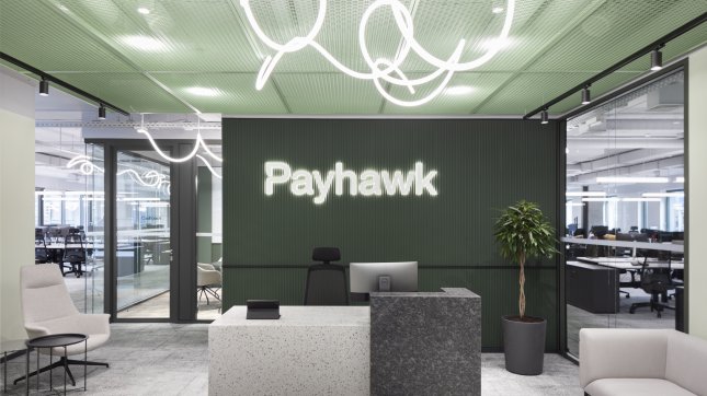 Payhawk е вече лицензирана институция за електронни пари (EMI)