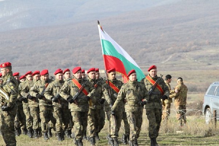 Военните изпращат повиквателни до запасняците за годишна проверка