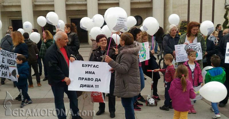 Чия математика е вярна? Общински съветник не е съгласен със сметките за референдума