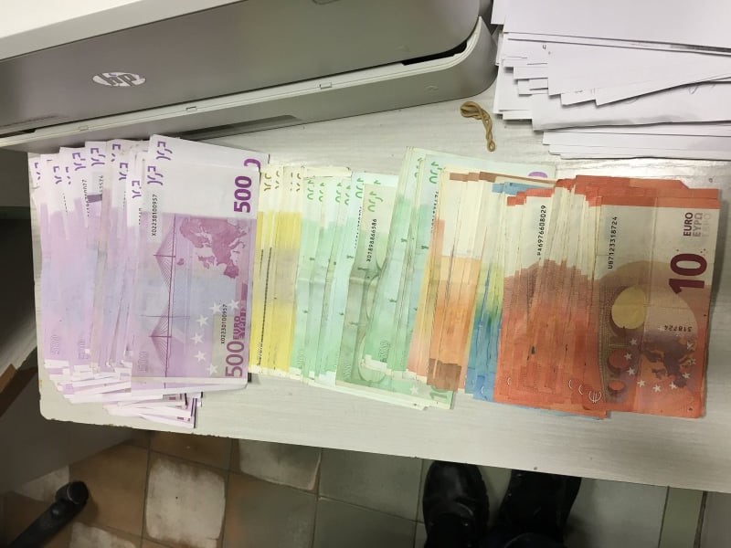Недекларирана валута за над 400 000 лева откриха на МП Малко Търново