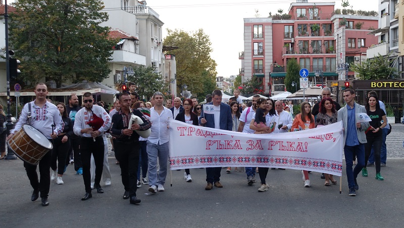 Български възход в Бургас с шествие за запазване на ценностите в традиционното семейство