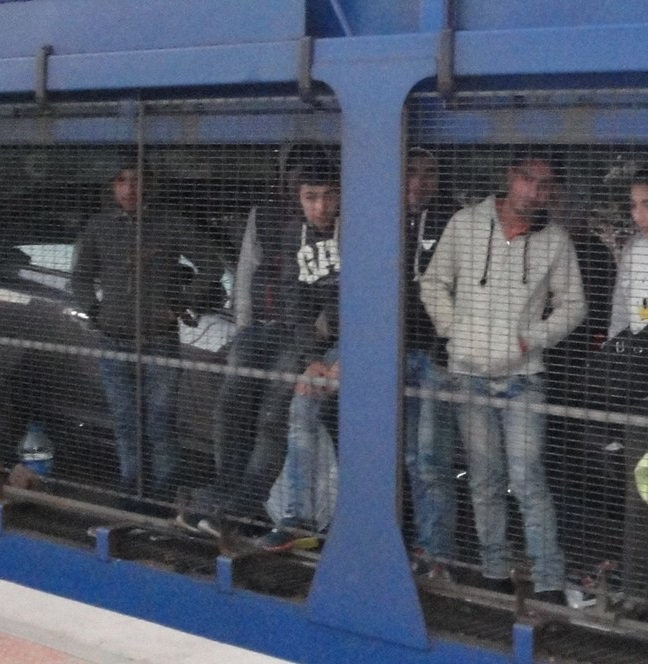 32-ма нелегални заловиха във влак