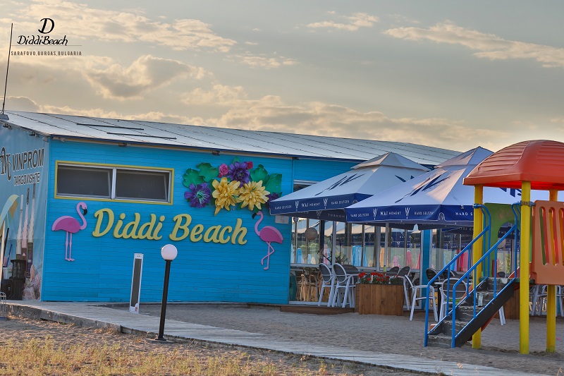 Diddi Beach в Сарафово излиза в заслужена почивка