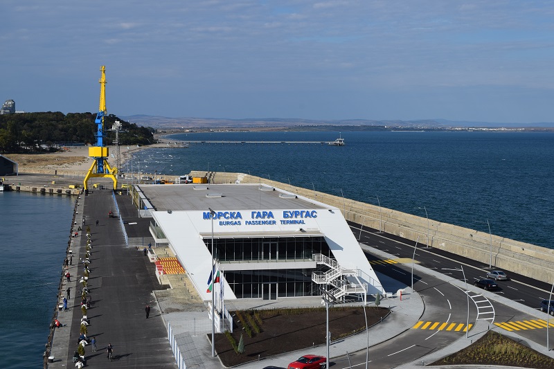 Пристанище Бургас събира деца и капитани в Деня на Черно море