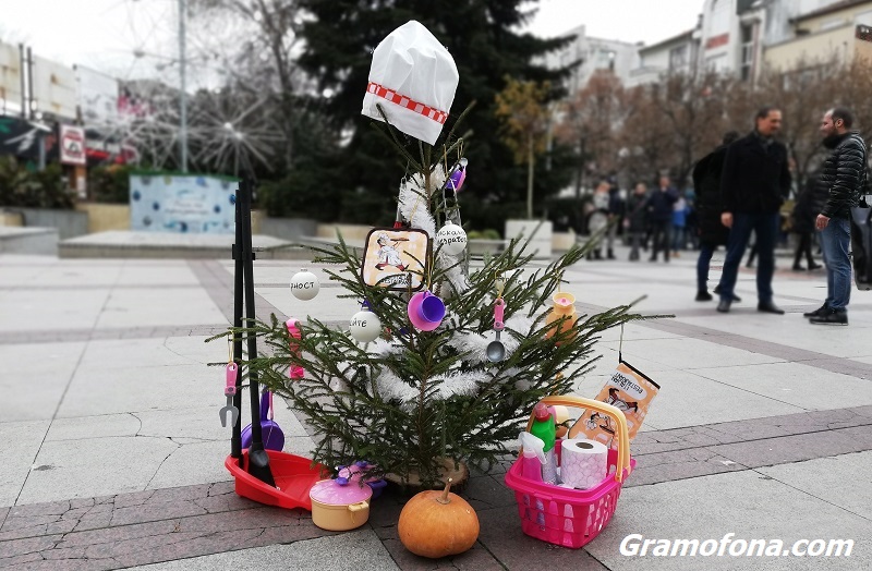 Бургаски ресторантьори тръгват към София за националния протест Марш към свободата