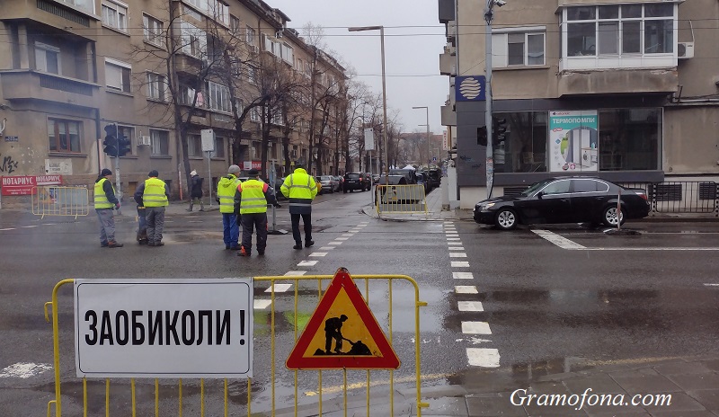 Ремонт на ключово кръстовище в Бургас, шофирайте внимателно