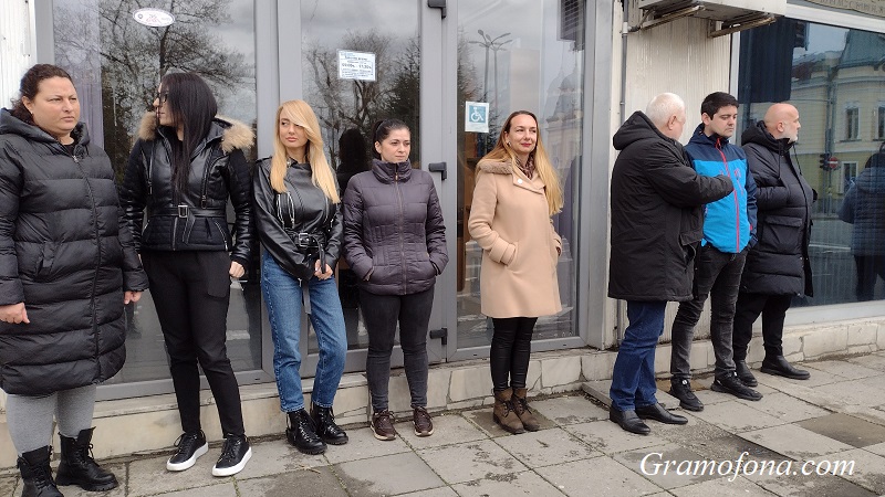 КЗП на протест заради обидно ниски заплати