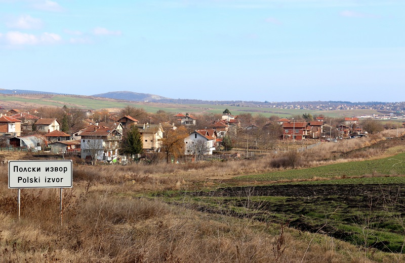 В Полски извор на бунт срещу пясъчна кариера