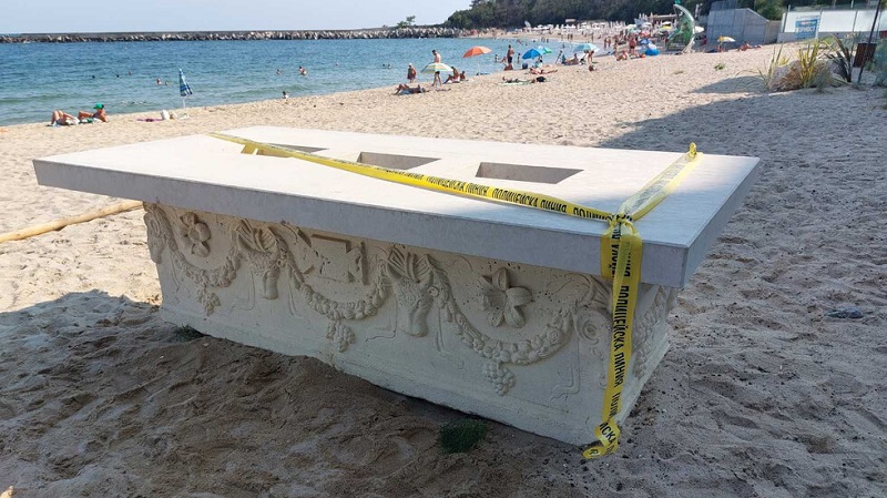 РИМ-Варна: Почти сигурни сме, че откритият във Варна саркофаг е истински