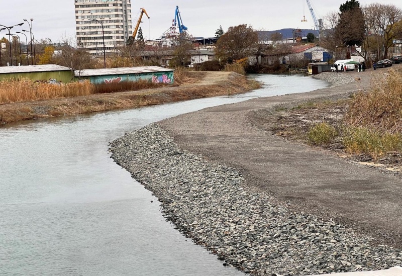 Подобрен е водният режим в местността Пода и езерото Вая