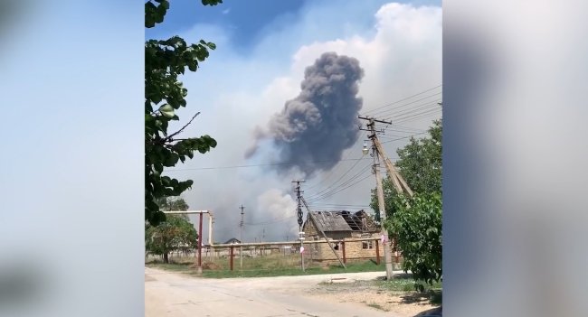 Ударен е склад за боеприпаси в Крим