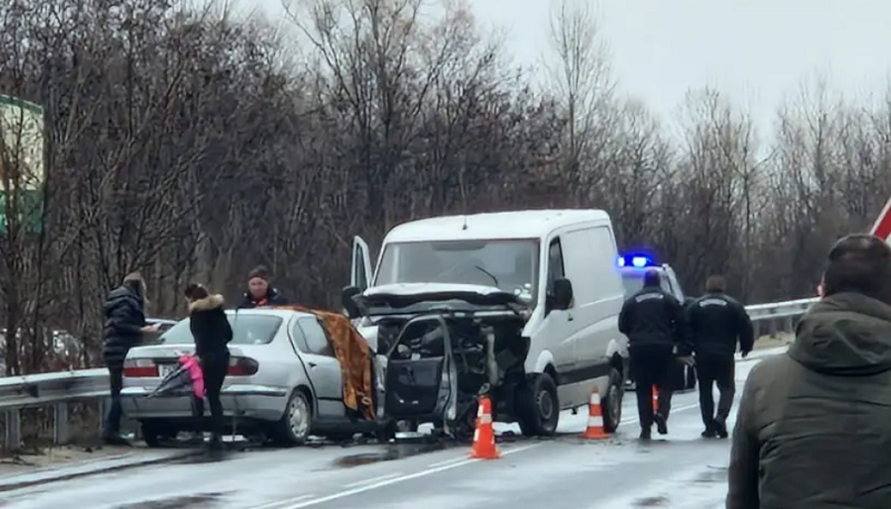 Мъж загина при тежка катастрофа в Пловдивско