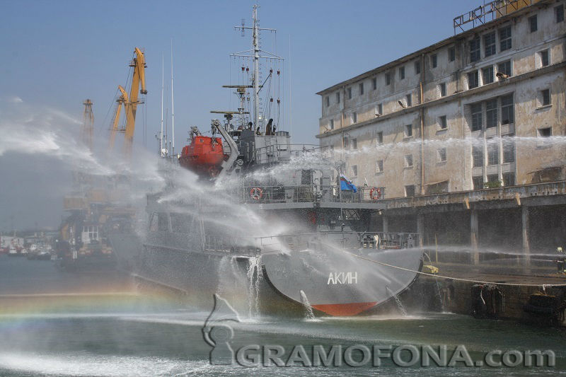 Още пари за нови кораби на Военноморските сили