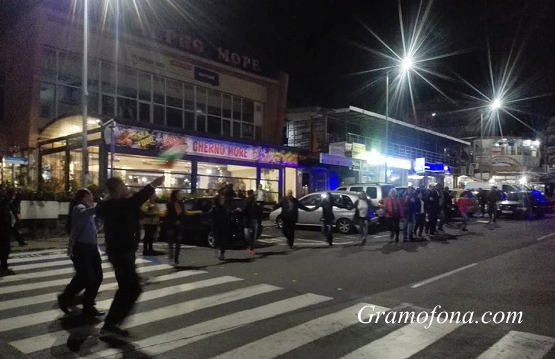 Вижте победното хоро на Тихомир Янакиев в Созопол