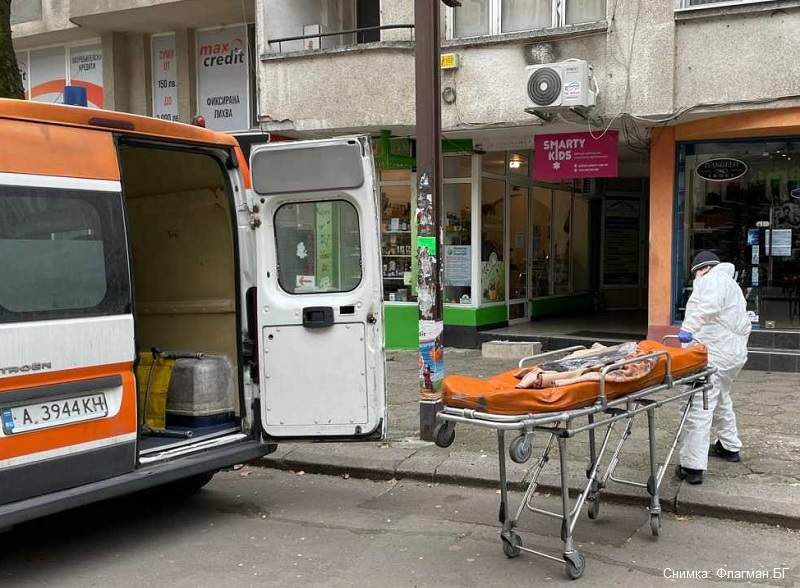 Самоубийство в центъра на Бургас