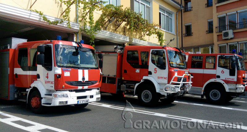 Дарение за бургаската пожарна отлежава четвърти месец