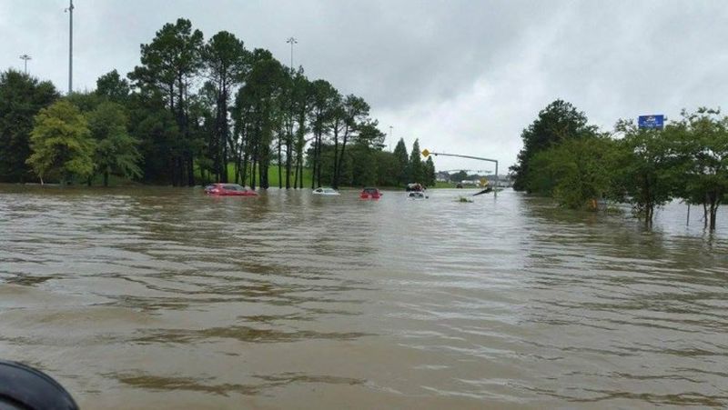 Щатът Луизиана е под вода, обявено е извънредно положение