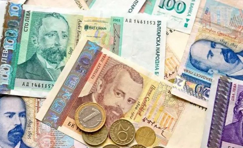 81% от левовете в България са изтеглени от обращение
