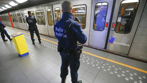 Затварят входове на метрото в Брюксел заради заплахи от тероризъм