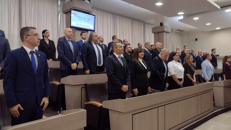 Общински съветници от ГЕРБ в Бургас с декларация срещу перките в морето 