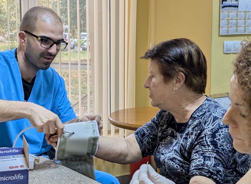 Млади лекари ще преглеждат безплатно по селата и кварталите на Бургас