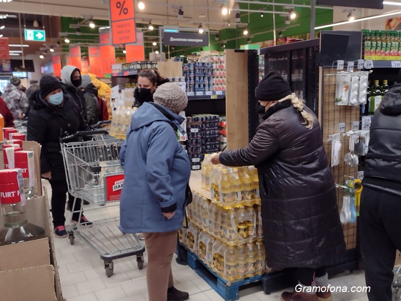 Новата битка за олио се отлага, Кауфланд отмени промоцията си